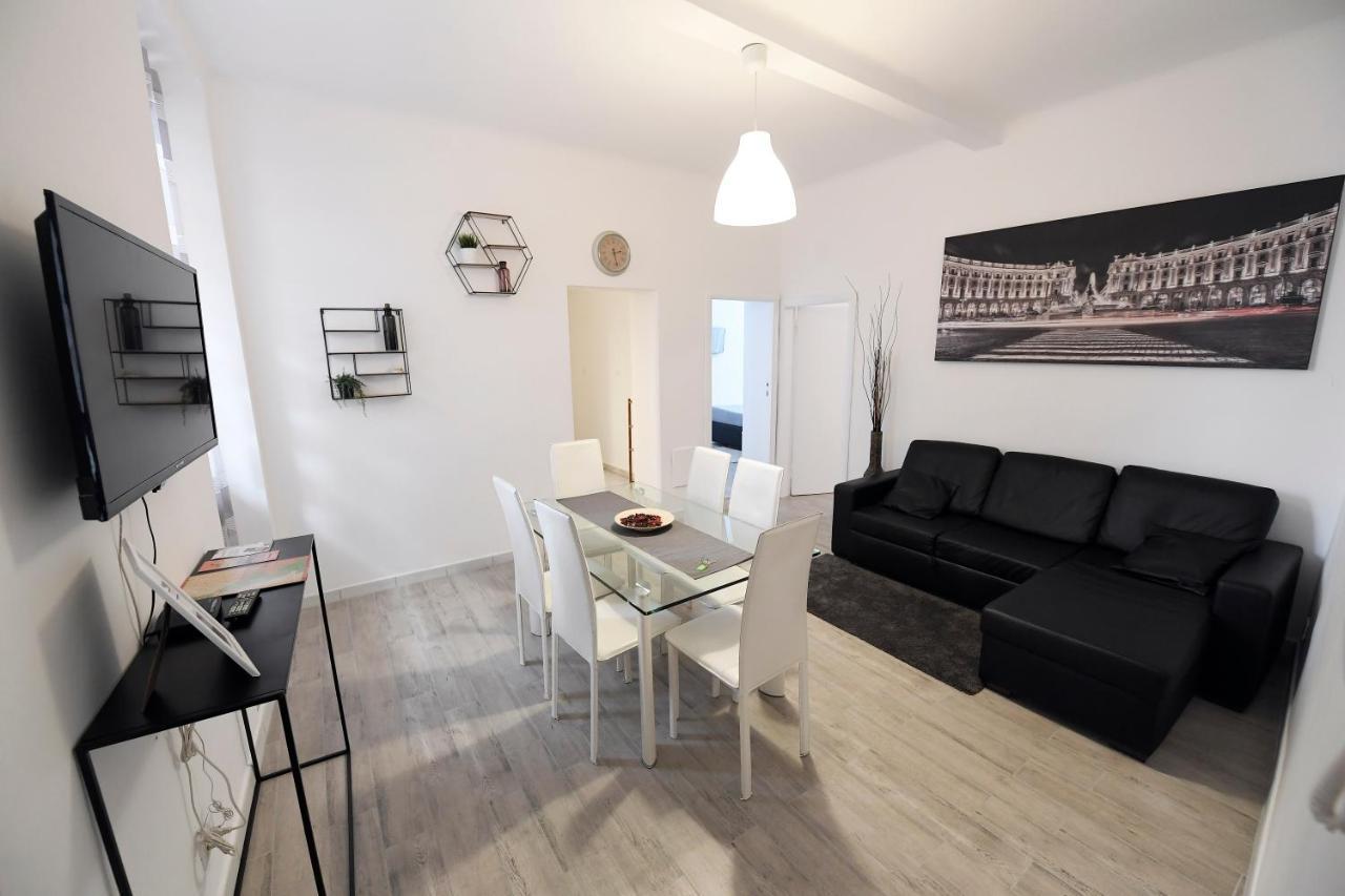 Easy Holidays - In Selci Rom